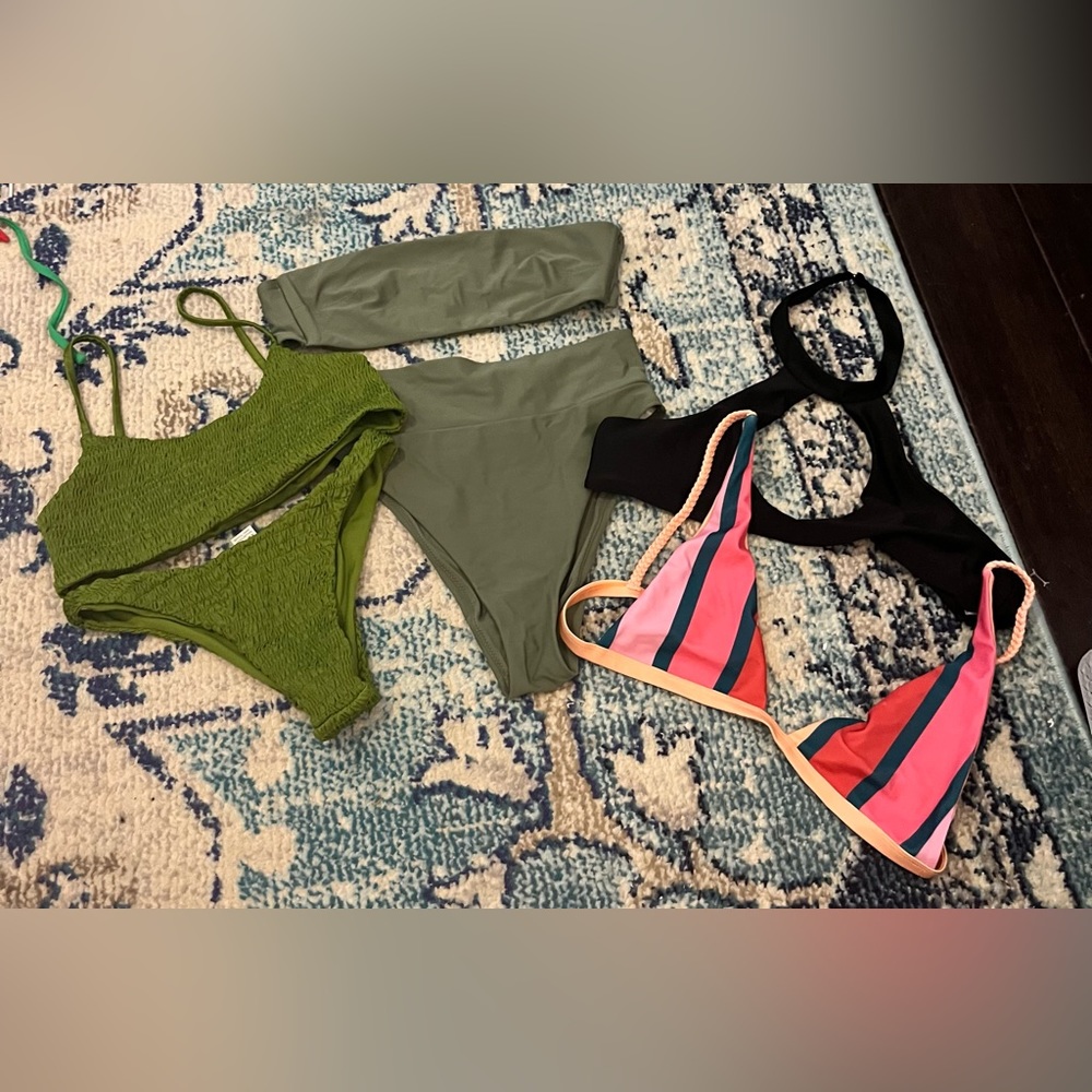 Small bikini lot
